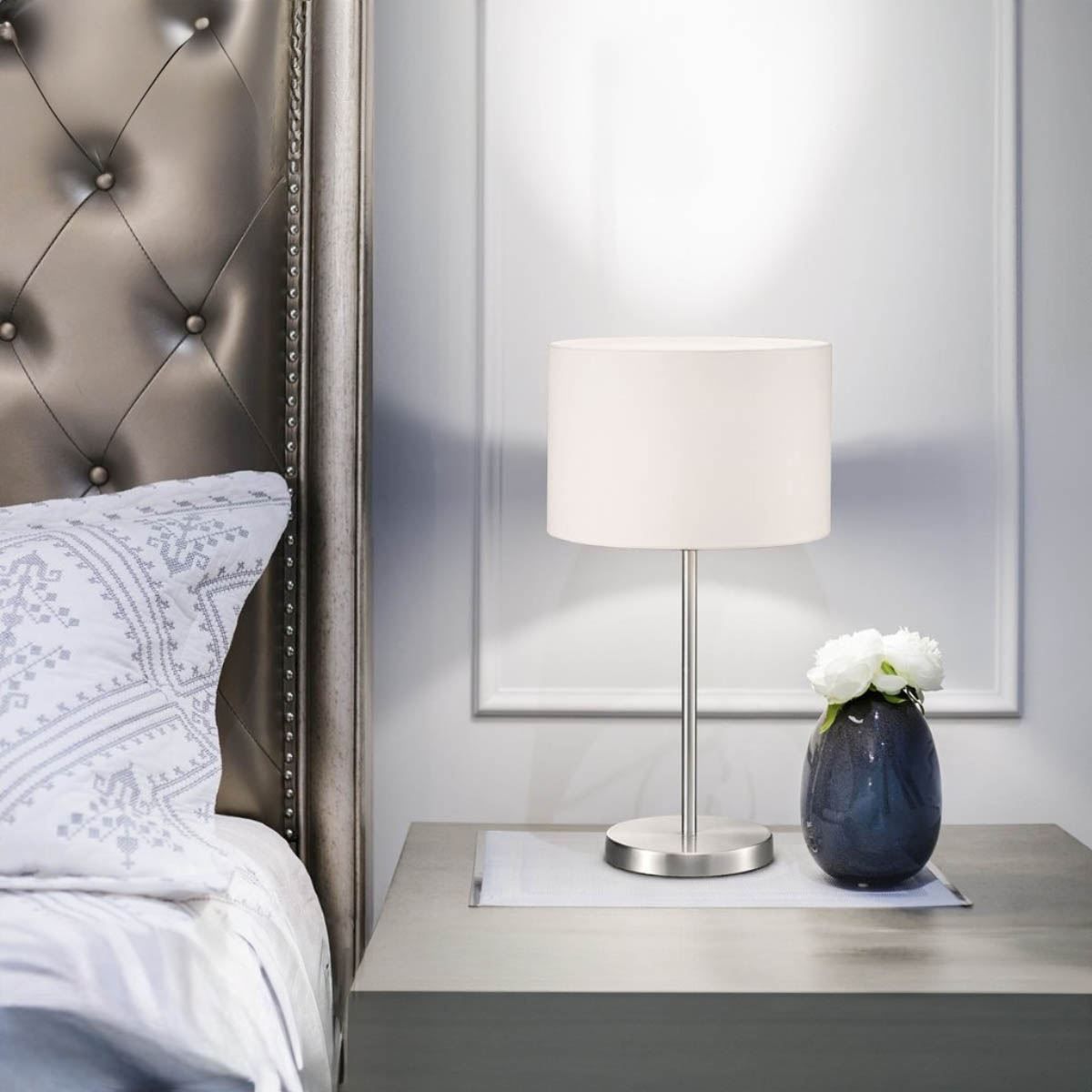 Lampade: Tischleuchte, Stoffschirm, Weiss – Nuovo (secondo la descrizione) da Kreuzlingen venduto da Smart-Light