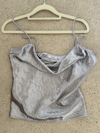 Satin Top Silber – Mango – Cowl Neck – Grösse S