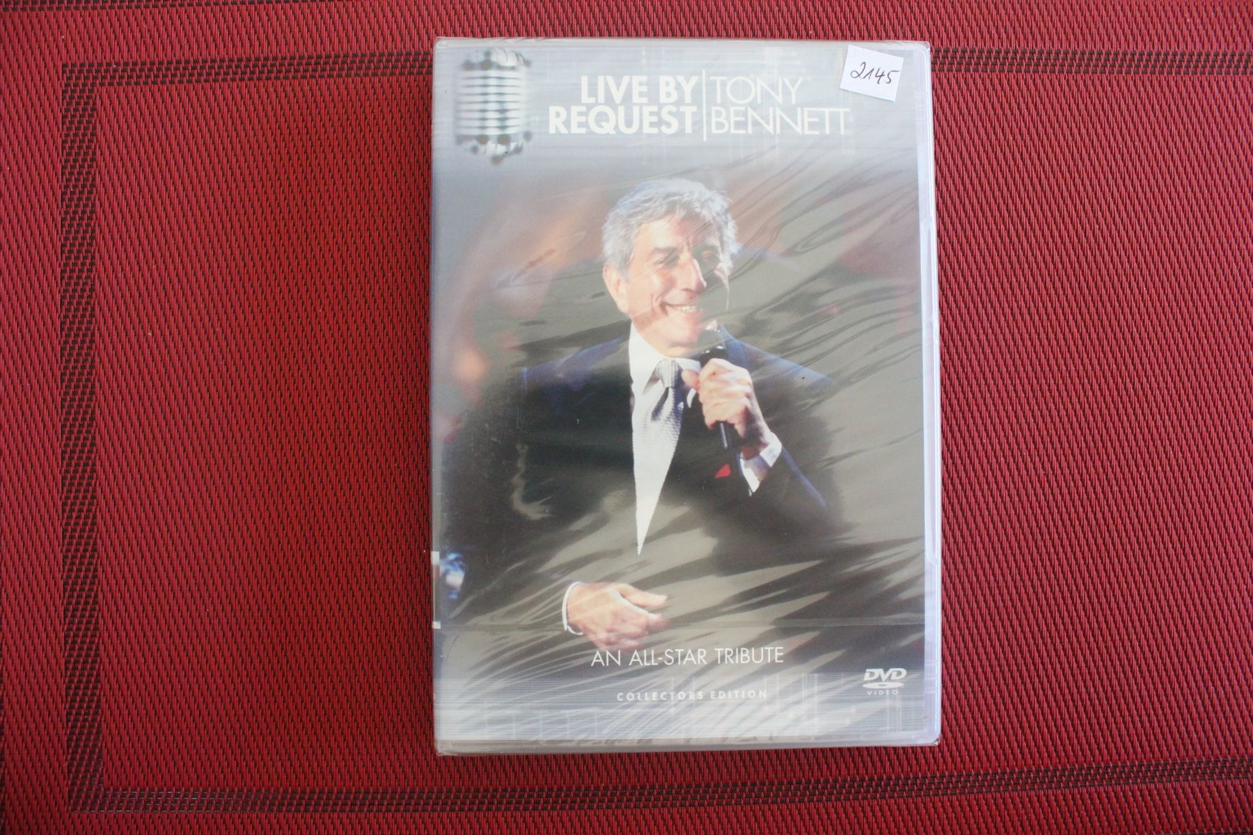 Tutti i DVDs: Tony Bennett : Live by Request (DVD)(2145) – Nuovo e nell'imballaggio originale da Geroldswil venduto da Schlumpfine1973