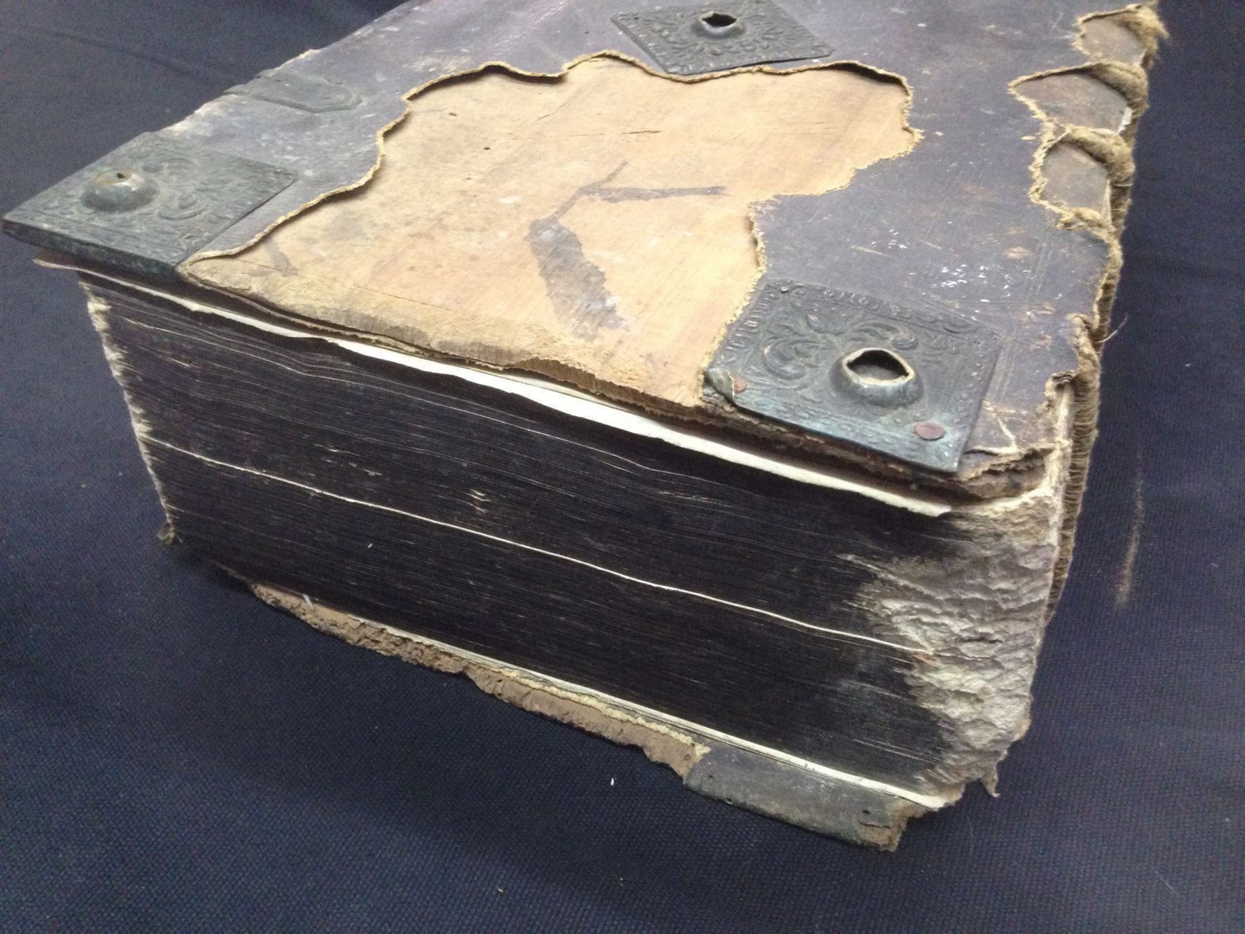 Libri: ANTIKE BIBEL / TESTAMENT AUS 1691 – Usato da Schaffhausen venduto da vintageville 8