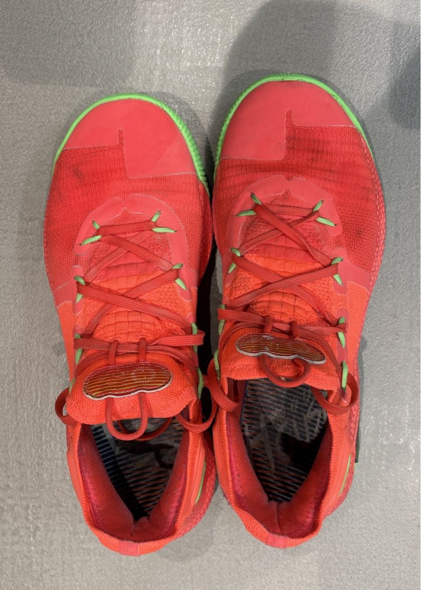 Under Armour Scarpe da uomo: Under Armour Curry 6 Roaracle – Nuovo (secondo la descrizione) da Gachnang venduto da noe_yrv5 2