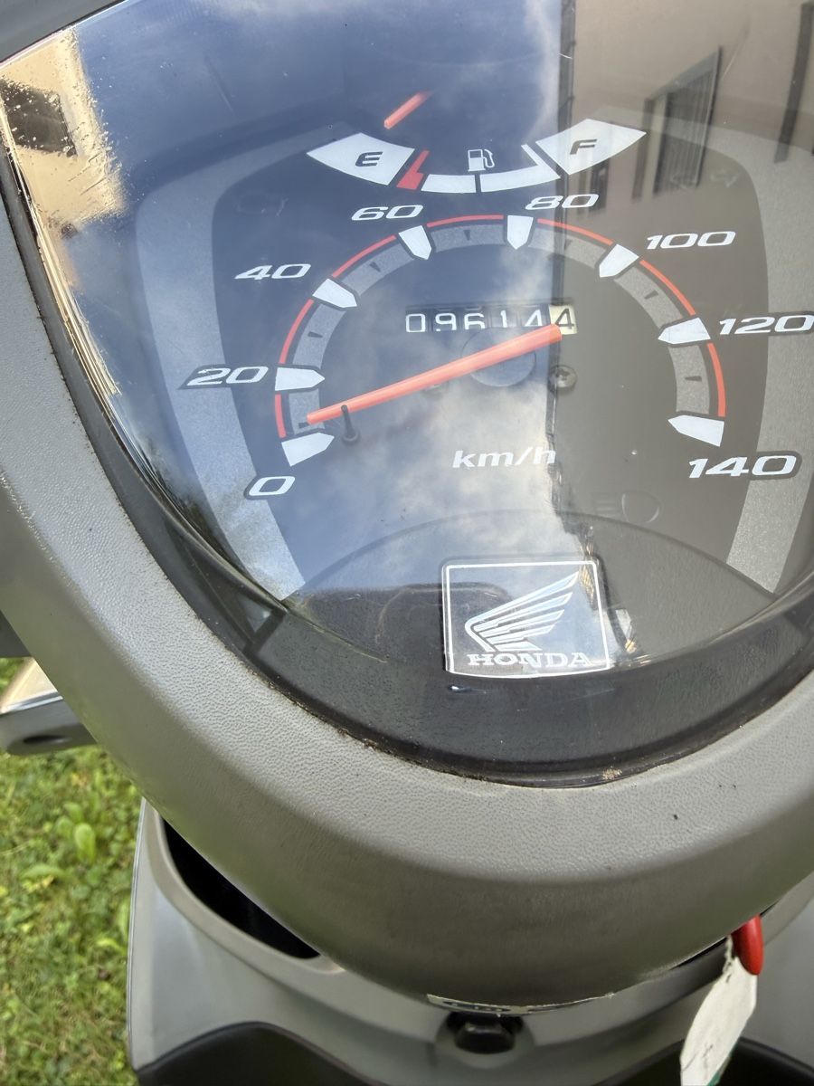 Honda Scooter: HONDA NSC 110 WH – Difettoso da Winterthur venduto da Fabio_46 9