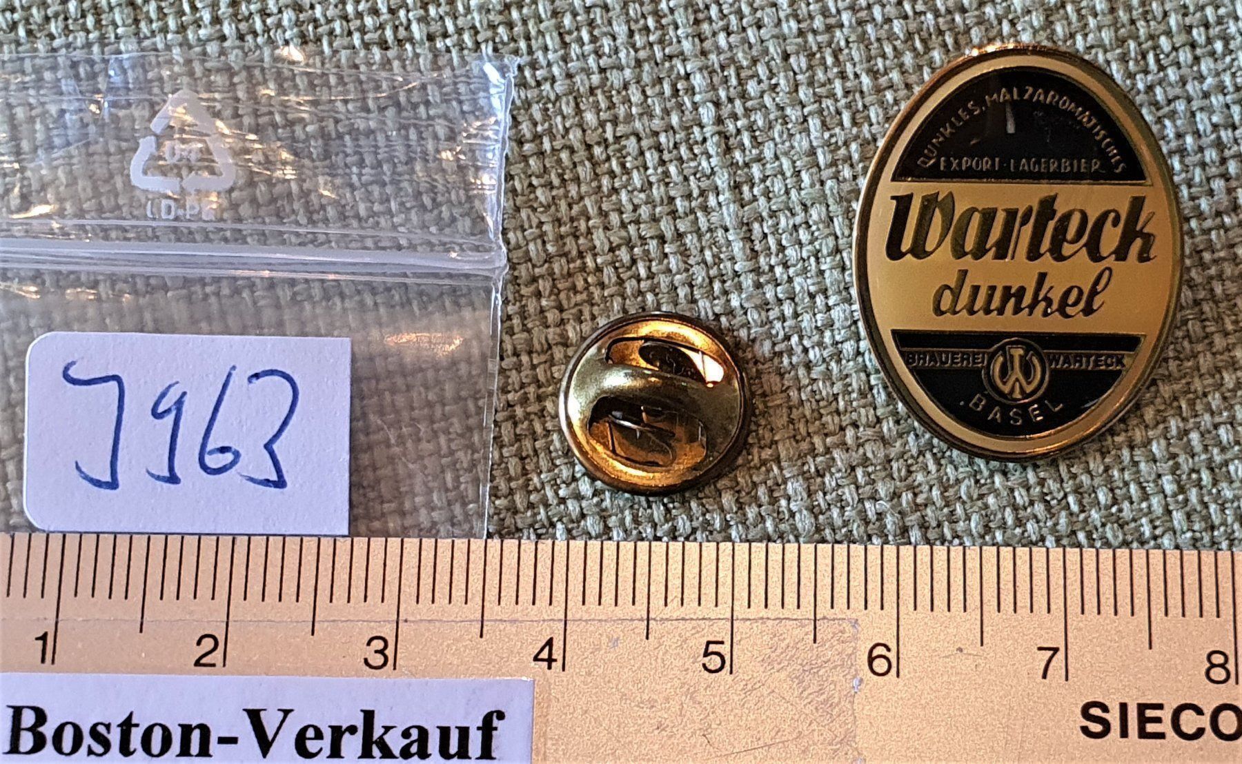 Placchette & Badge: J963 - Pin Brauerei Warteck Basel dunkel – Usato da Reinach BL venduto da Boston-Verkauf 1