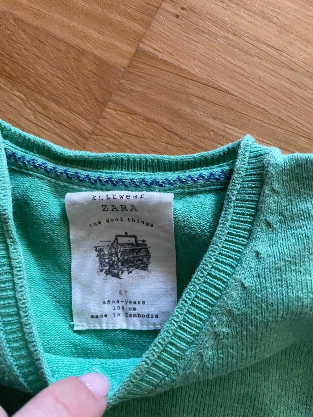 Zara Pulls et sweat-shirts: ZARA Pulli Gr. 104 – D'occasion à Jona par Good_luck1_ 4