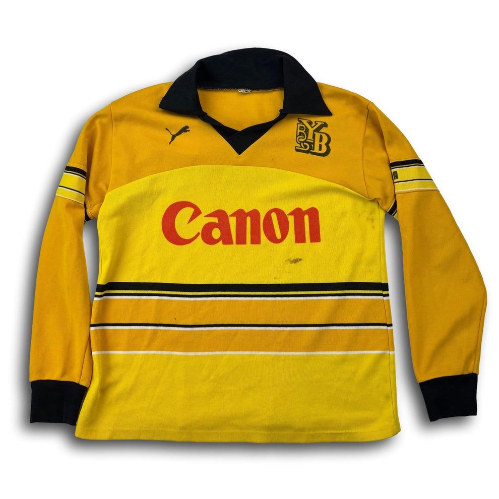 Young Boys Canottiere & Pantaloni: BSC Young Boys - 1981-82 - Heim - S / M - Puma – Usato da Bolligen venduto da ToTheJerseyEquipment