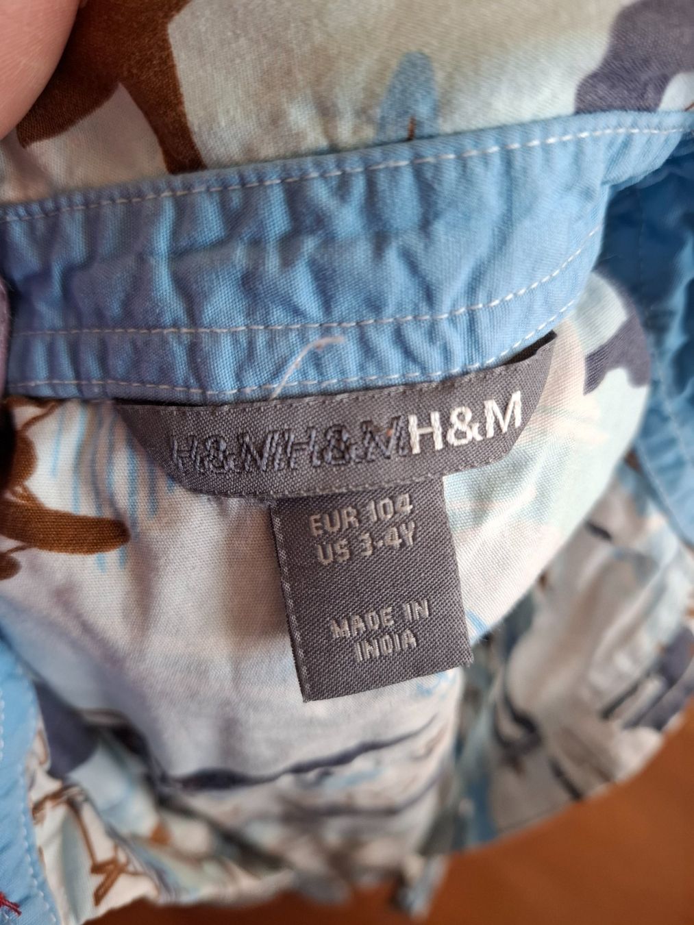 H&M Camicie, T-shirt & Polo: Hemd Kurzarm Gr. 104 ***TOP-Preis*** – Usato da Roggwil BE venduto da Konda 1