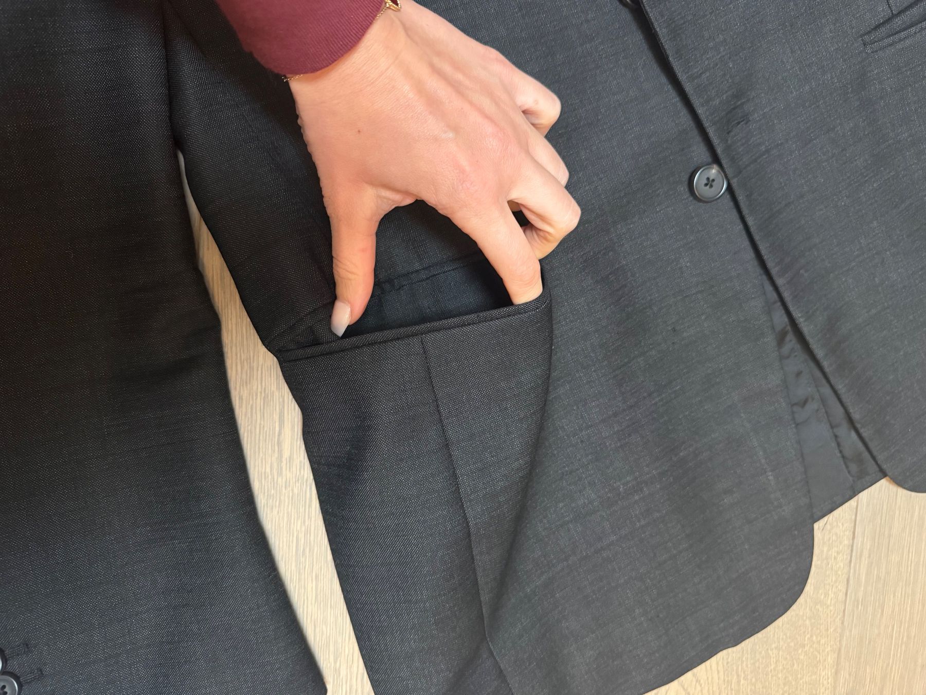 Prada Giacche: Herren Prada Blazer Dunkelgrau – Usato da Meilen venduto da Emma_321 1