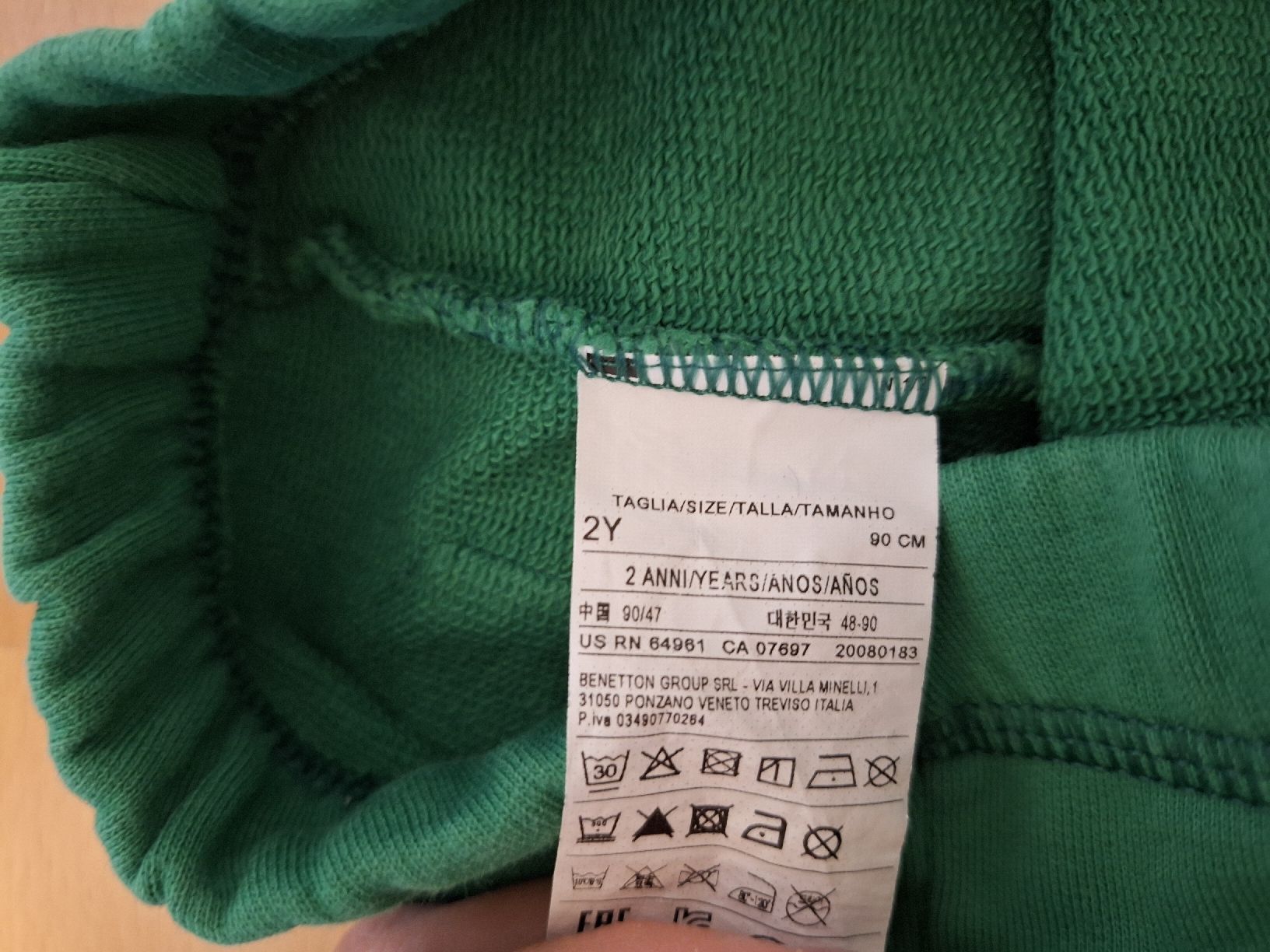 Benetton Anzüge: Trainer von Benetton in Gr. 92 – Gebraucht aus Oberrieden von man_9tm2 5