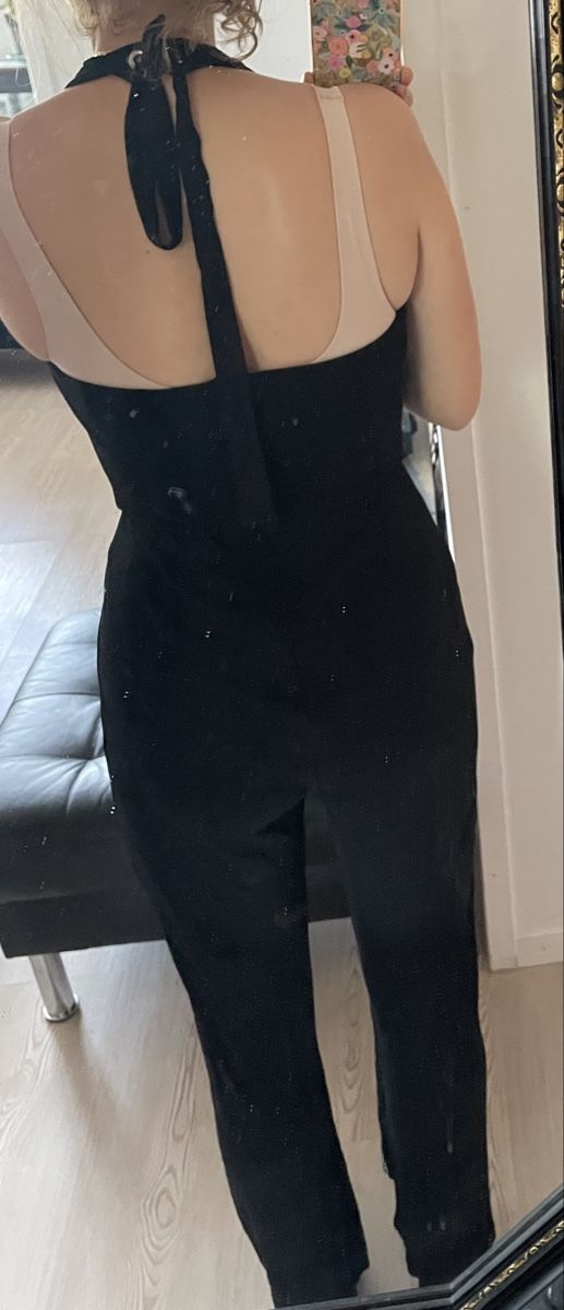 Jumpsuits: Jumpsuit schwarz Neckholder Grösse M – Gebraucht aus Flaach von jod_8mbm 2
