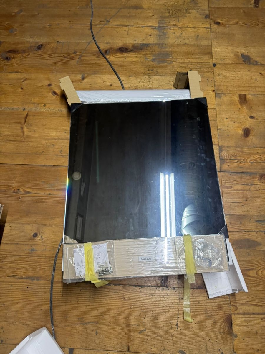 Armoires miroirs: Spiegelschrank NEU – Neuf avec emballage d'origine à Gwatt (Thun) par louisgafner