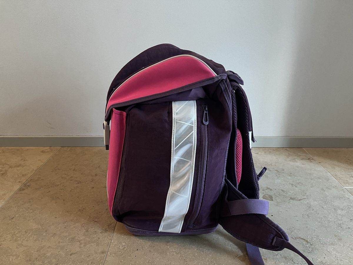 Kindertaschen: Schulthek Schulrucksack  – Gebraucht aus Zürich von aijma 2