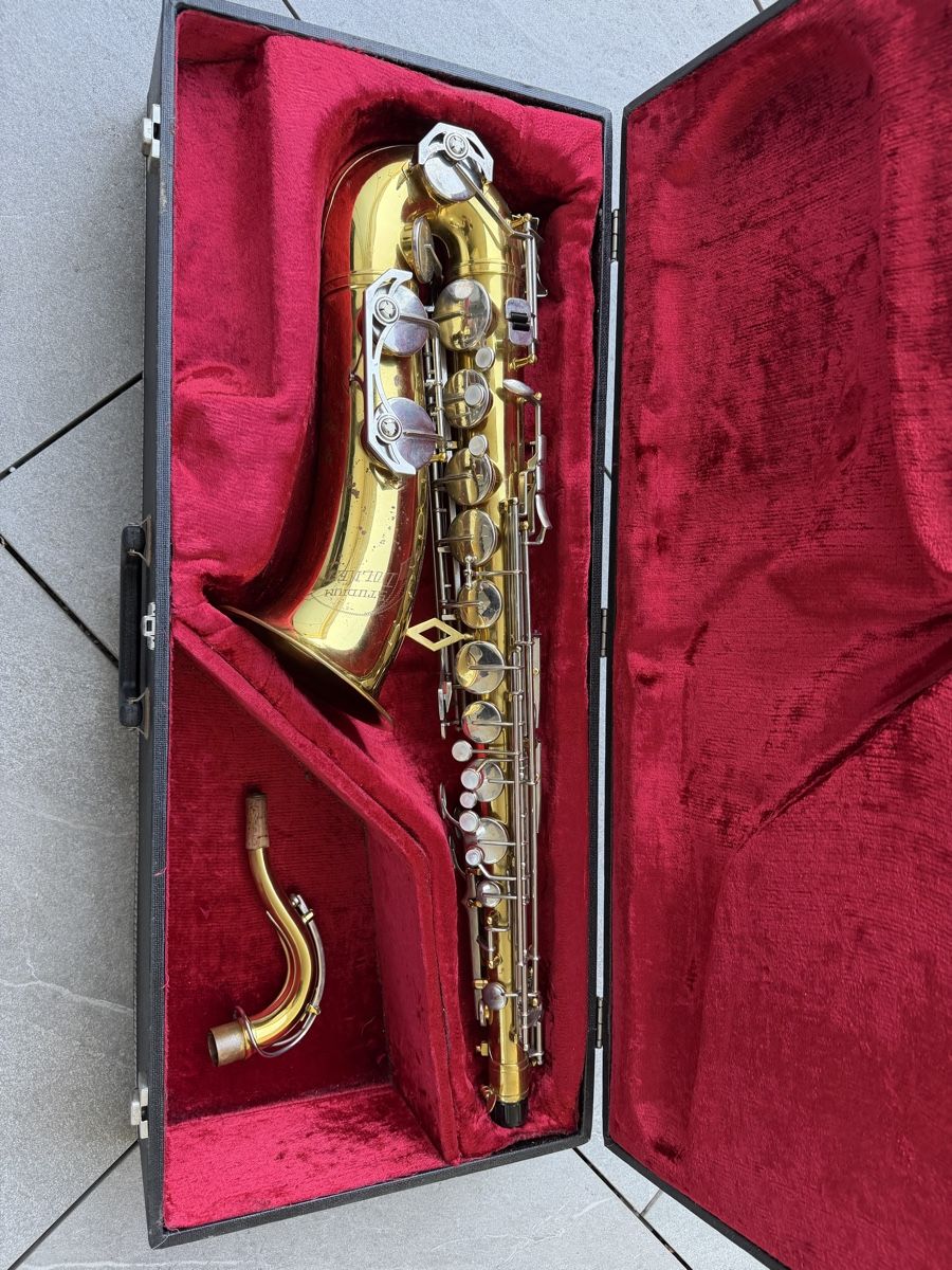 Musikinstrumente: Tenorsaxophon Dolnet Studium – Gebraucht aus Eich von and_9zfj 9