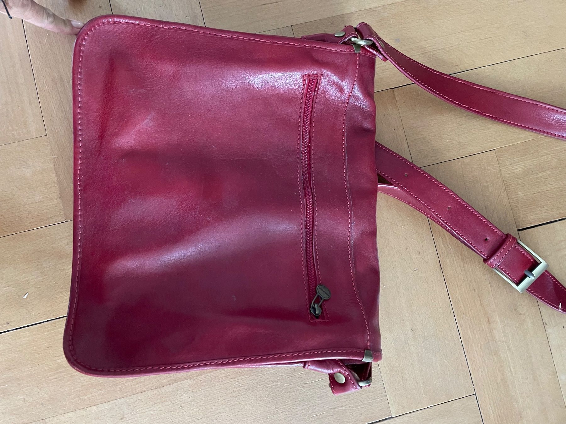 Taschen: Rote Ledertasche – Gebraucht aus Arbon von Meret2 1