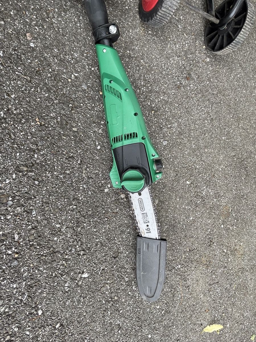 Tutti gli attrezzi: Outils de jardinier  – Usato da Chesalles sur Oron venduto da cajealti 5