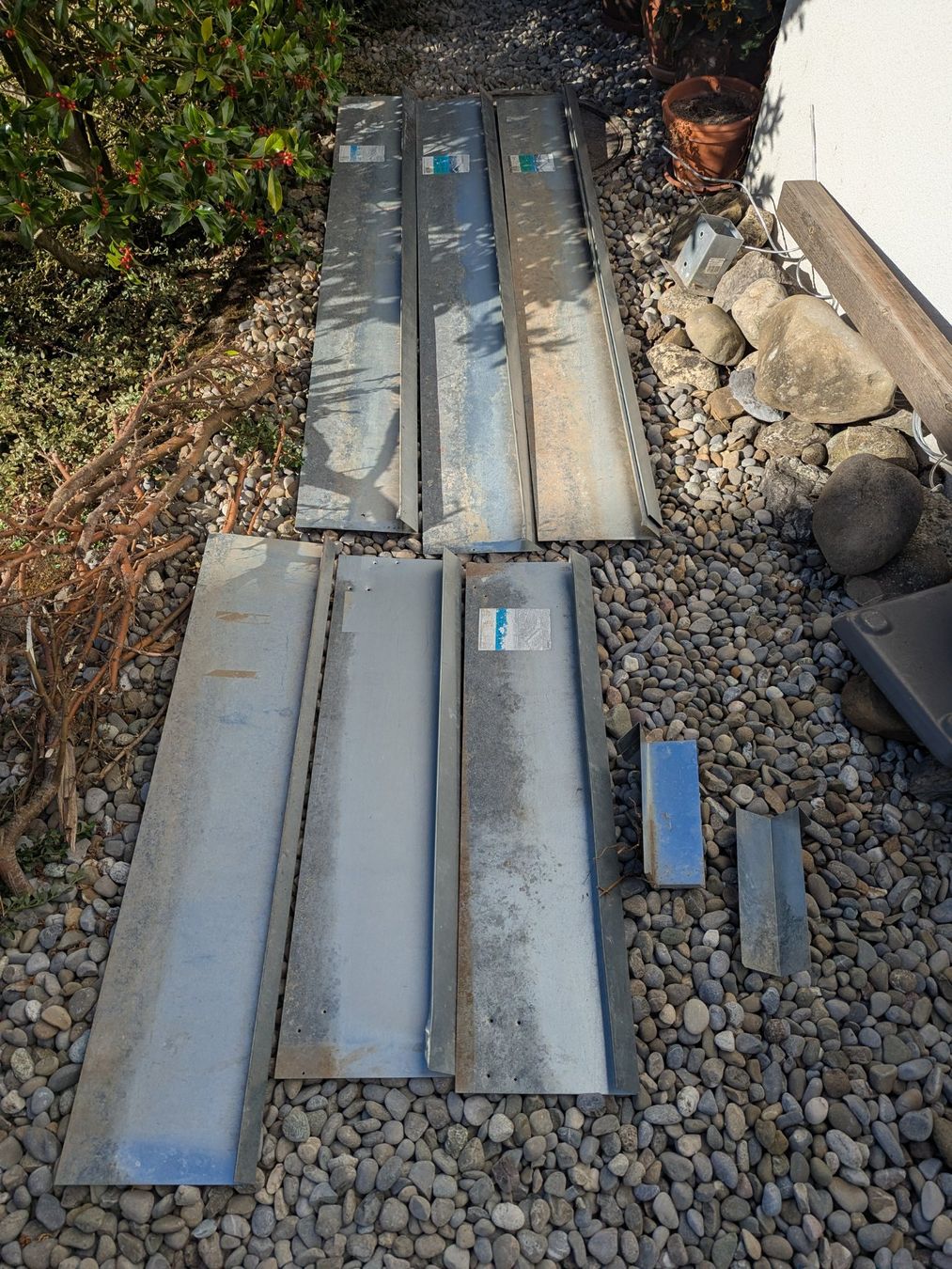 Profilati: Schneckenschutz Metall – Usato da Zufikon venduto da Kounan