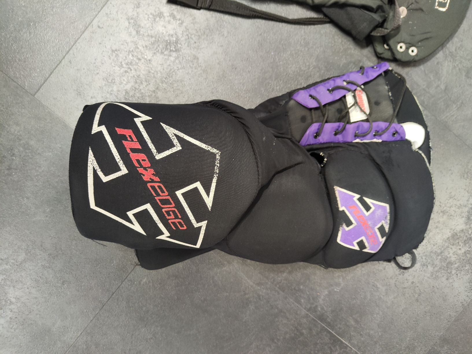 Pantaloni: *** Eishockey Hose *** – Usato da Othmarsingen venduto da Othm13 2