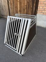 Hundebox 70 CM H / 90 CM T / 61.5 CM Breit
