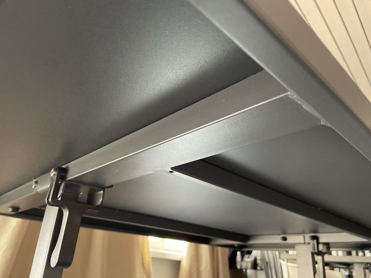 Tische: Metall Tisch  – Neu (gemäss Beschreibung) aus Jonen von taishathings 1