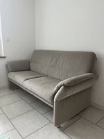 3-Sitzer Sofa mit verstellbaren Armlehnen