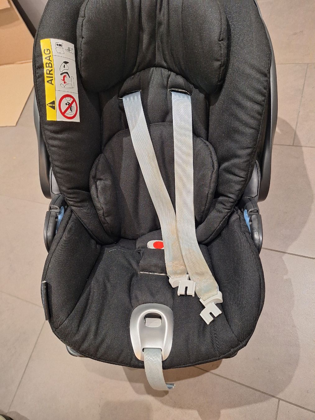 Cybex Seggiolini per auto: Babyschale Cybex  – Usato da Jonen venduto da LiuBri