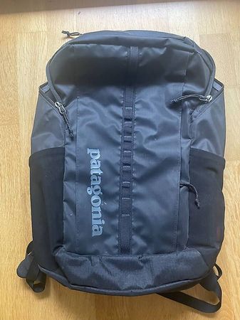Patagonia Black Hole25 Rucksack 14 schwarz wie neu neu- Top!