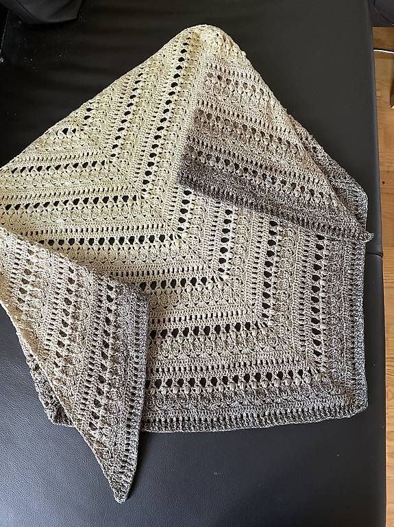 Foulard & Sciarpe: Schulter / Dreieckstuch "Anuk" – Nuovo (secondo la descrizione) da Neuhausen venduto da Mandala65 1