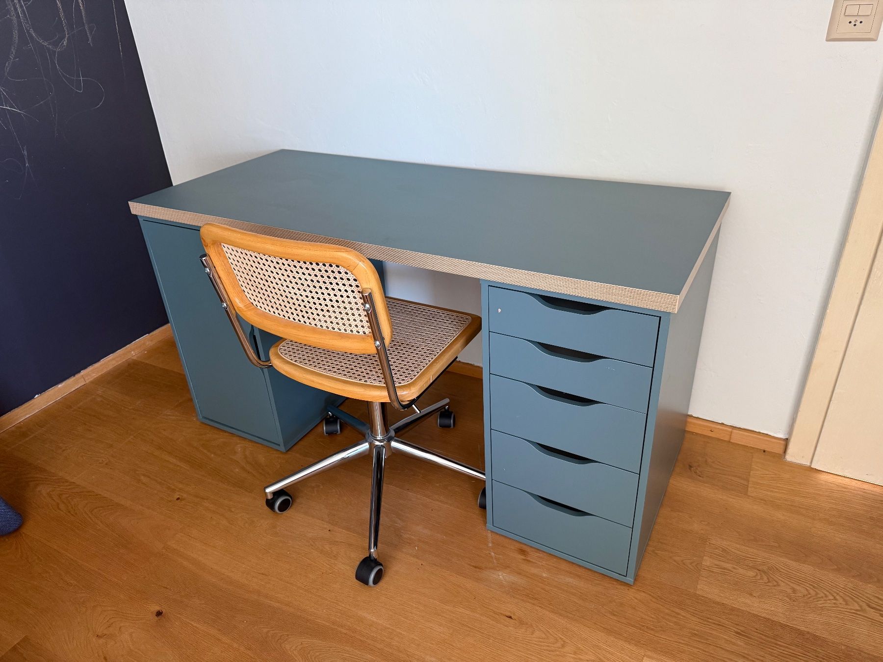 Ikea Bureaux: Bureau IKEA LAGKAPTEN / ALEX – D'occasion à La Neuveville par ste_rk86