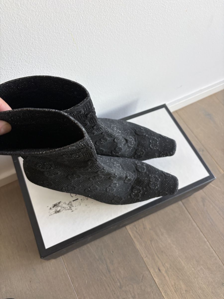 Gucci Chaussures femmes: Gucci Boots GG Logo – D'occasion à Nyon par My_wardrobe 3