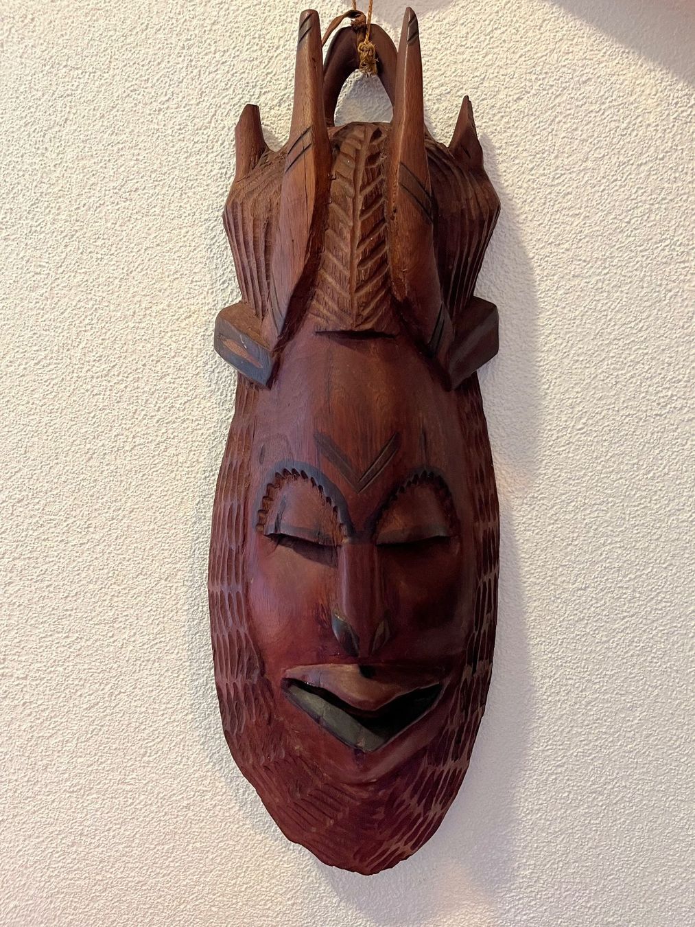 Arte internazionale: Schöne afrikanische Maske – Usato da Basel venduto da miriricar