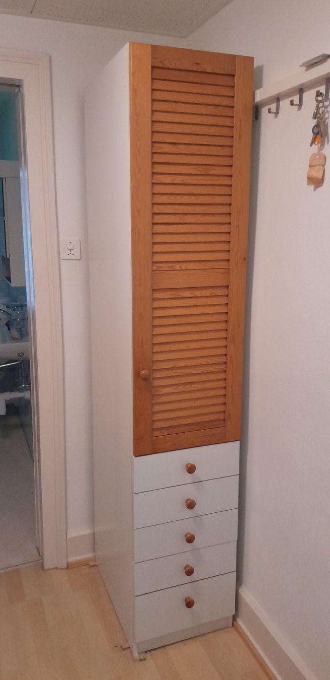 Ikea Armadi: Kleiderschrank IKEA mit Schubladen – Usato da Luzern venduto da schneehas 1