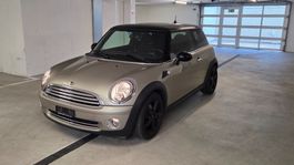 Wunderschöner Mini 1.6L - nur 106 tKm und TOP gepflegt