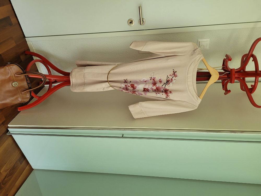 luftiges Kleid | Kaufen auf Ricardo