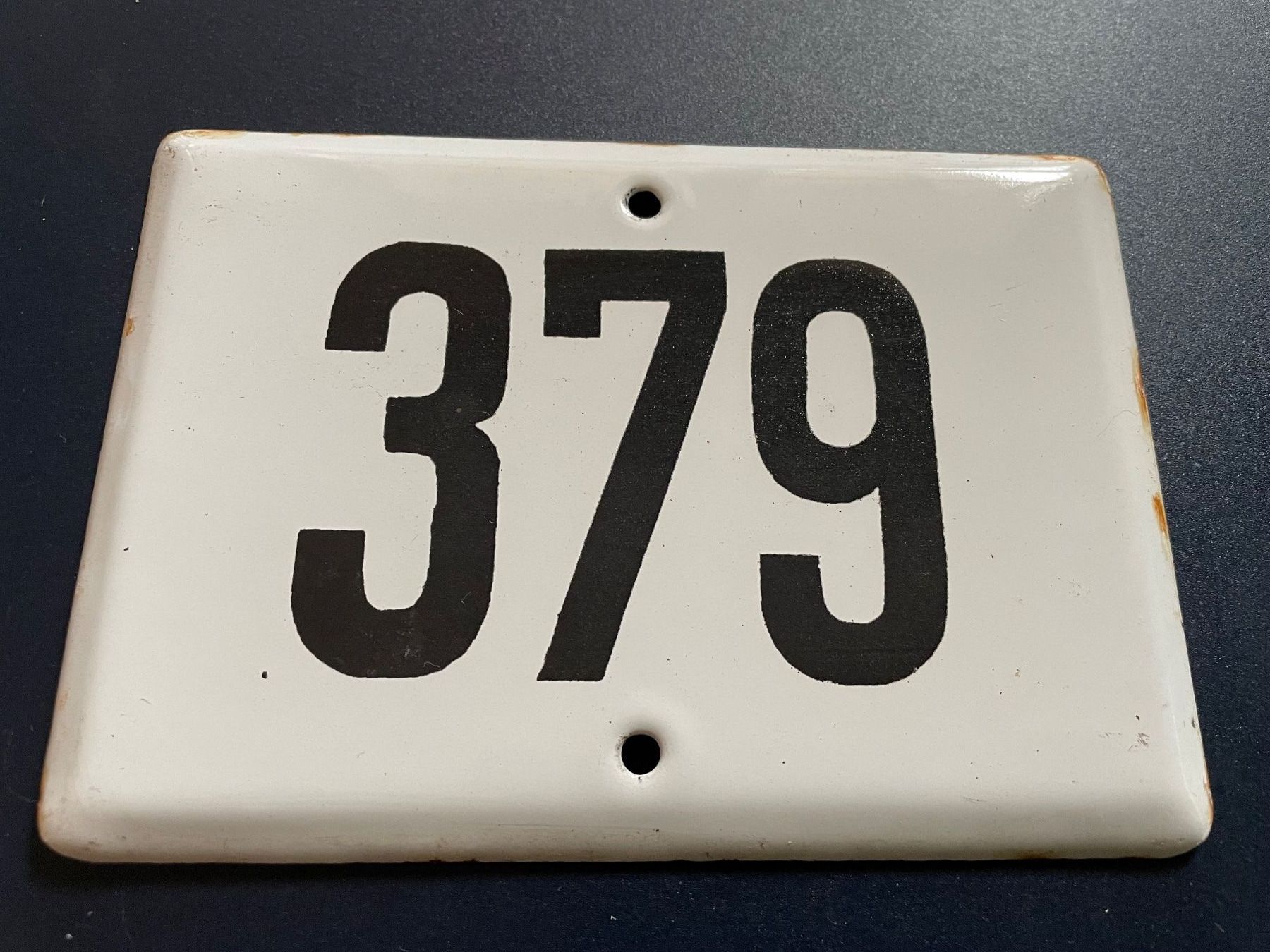 Schilder: hausnummer 379 /antik/nummernschild – Gebraucht aus Volketswil von rubin74