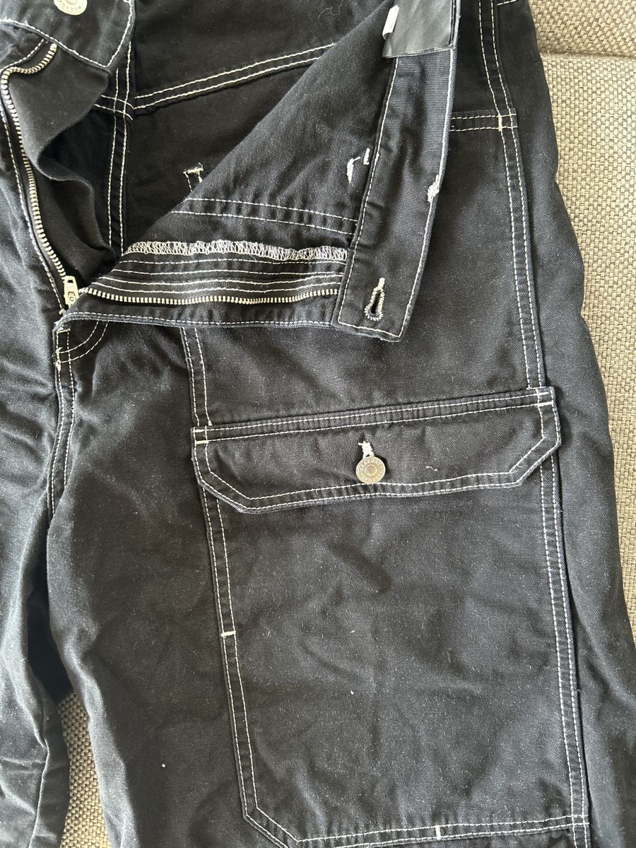 Weekday Pantaloni: Schwarze Weekday Cargo Shorts, Gr. 54 – Usato da Niederuzwil venduto da stoeljucki 4