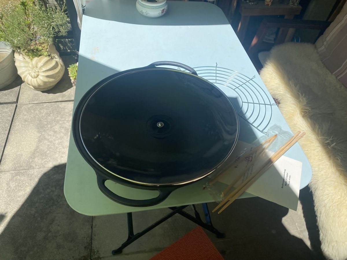 Poêles: WOK – D'occasion à Langenthal par flower101 2