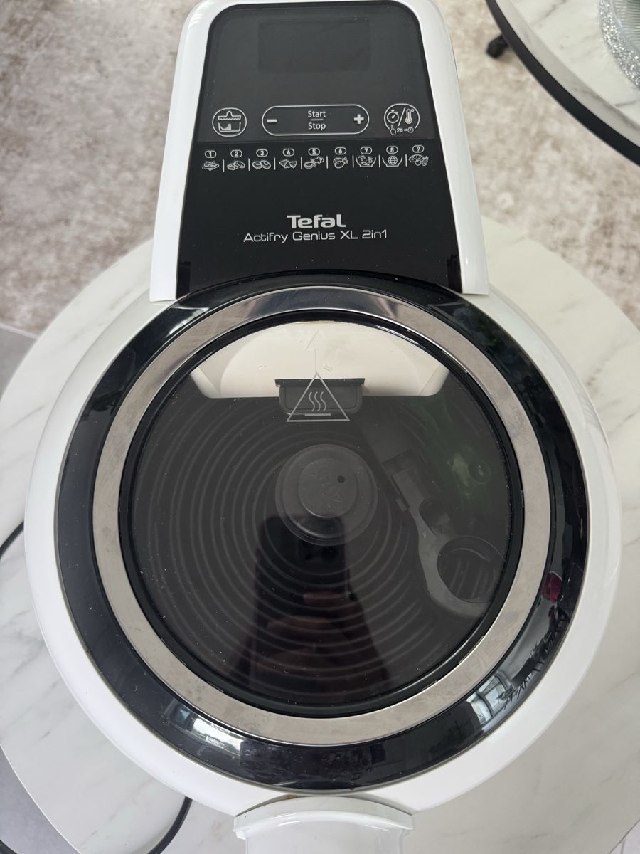 Tefal Appareils de cuisine: TEFAL ACTIFRY GENIUS XL 2in1 – D'occasion à Lommis par nel_6nhy 2