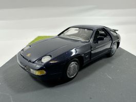 Porsche 928 S4 1:43, dunkelblau, NZG MODELLE