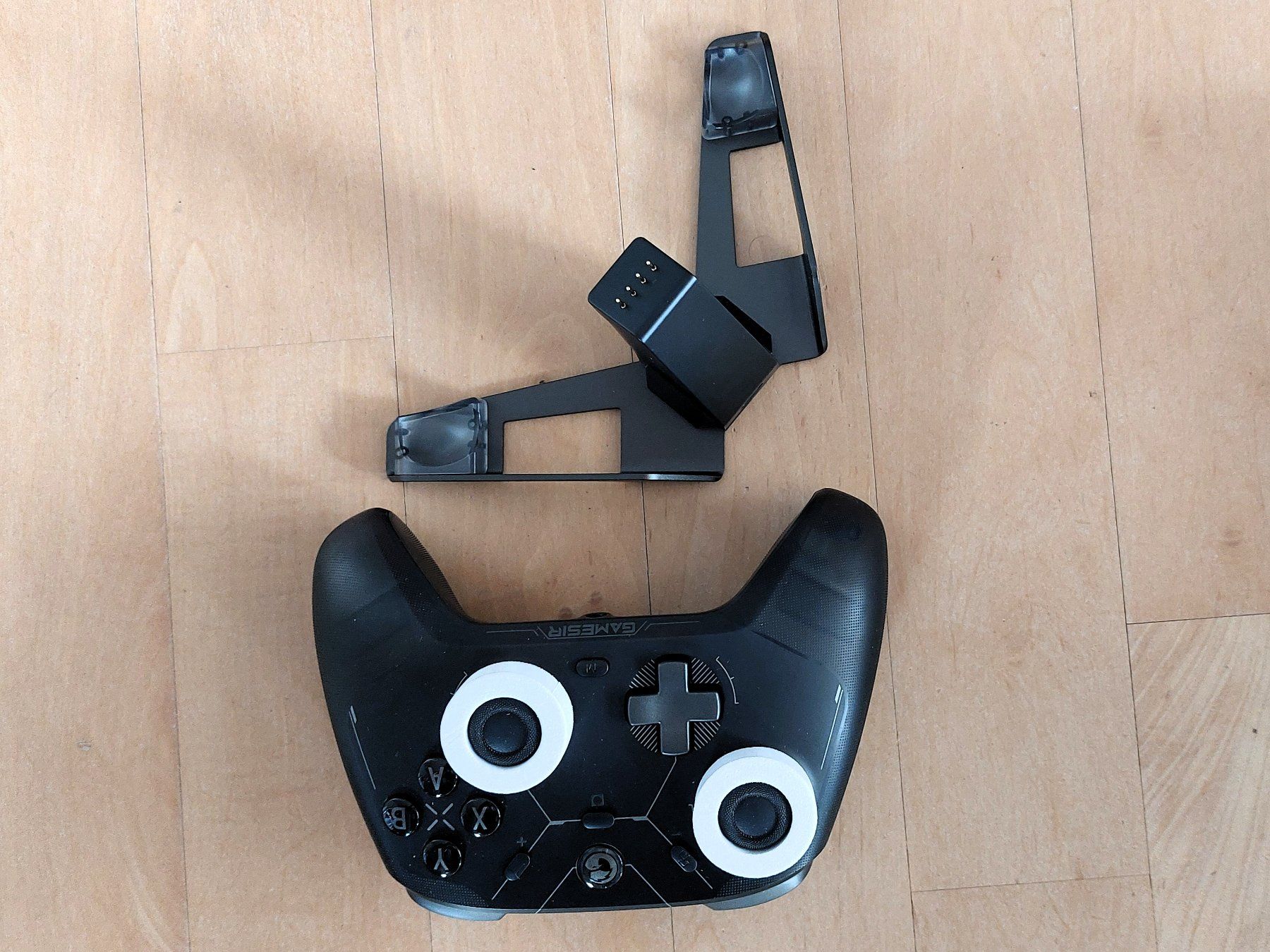 Sistema di controllo: GAMESIR Cyclone 2 Multi-Platform Wireless Game Controller – Nuovo (secondo la descrizione) da Rickenbach ZH venduto da Pabag 2