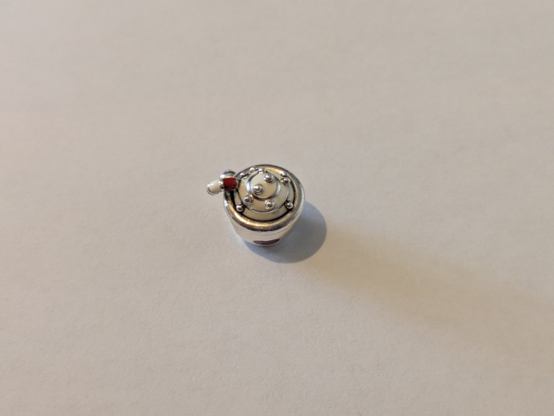 Pandora Pendentifs: Pandora Charm "Heisse Schokolade" – D'occasion à Winterthur par skandinavienliebe 1