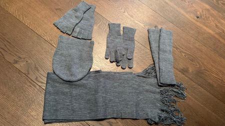 Schal, Handschuhe, Kappe