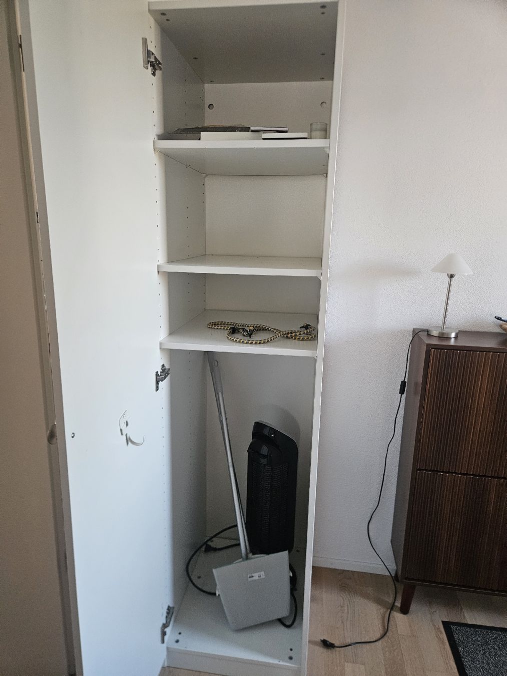 Armadi: Schrank – Usato da Wetzikon ZH venduto da eto_x8sc 1