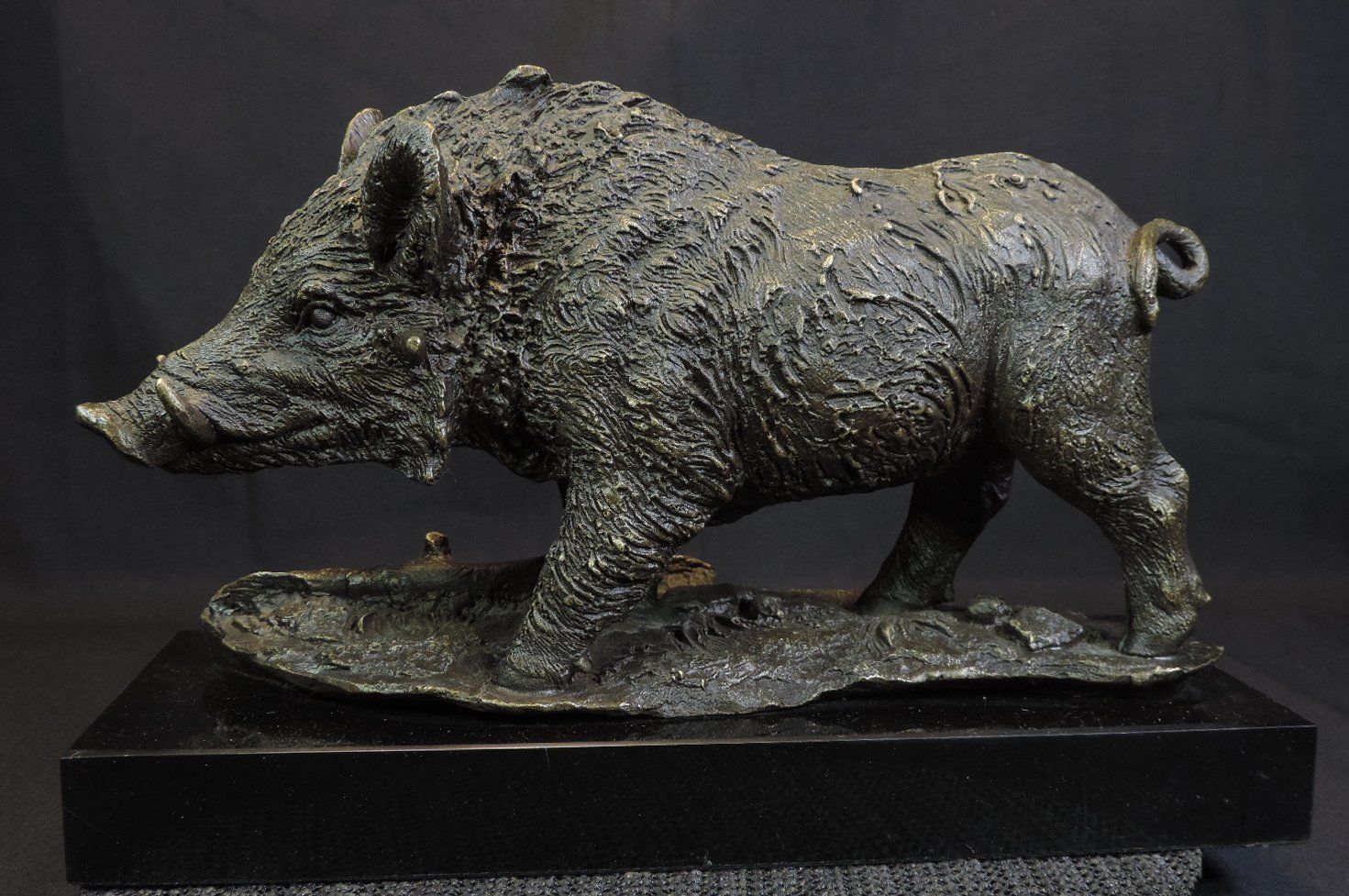 Statuette: Signierte Bronze Figur, Wilschwein – Usato da Duggingen venduto da roterbambus