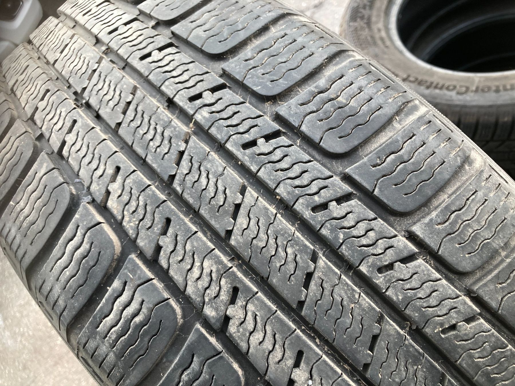 Michelin Pneus & Kompletträder: Winterpneu 235/65R17 Michelin – Gebraucht aus Cham von WB2223 5