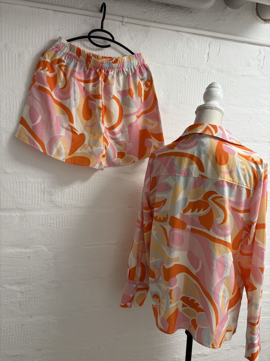 Shein Lotti di vestiti: Damen Zweiteilerset,Gr.L;Shein – Usato da Winterthur venduto da Nena222 1