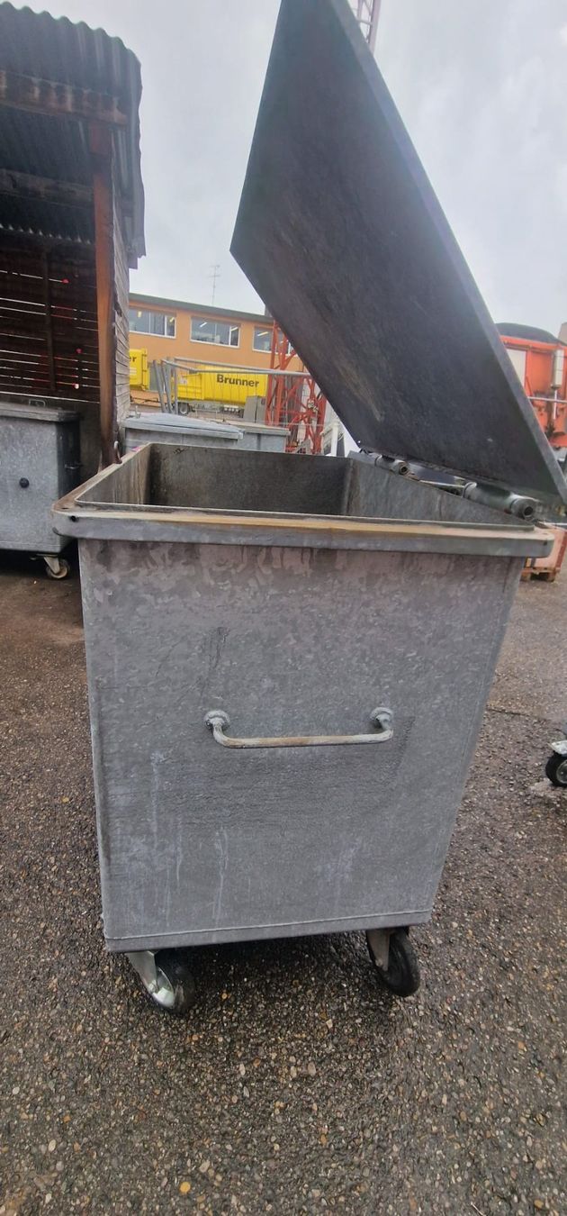 Banconi: Abfall Container verzinkt, 750 Liter Nr. 4 – Usato da Flawil venduto da 1343525 1