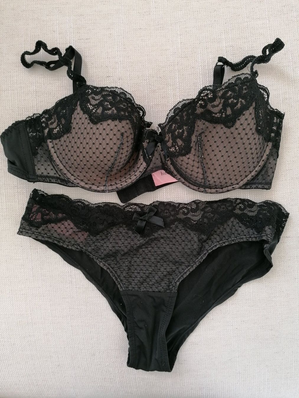 Hunkemöller Sonstige Unterwäsche: Nicht vorgeformter Bügel & Slip - Grösse 90B – Neu (gemäss Beschreibung) aus Adliswil von crizoprazio