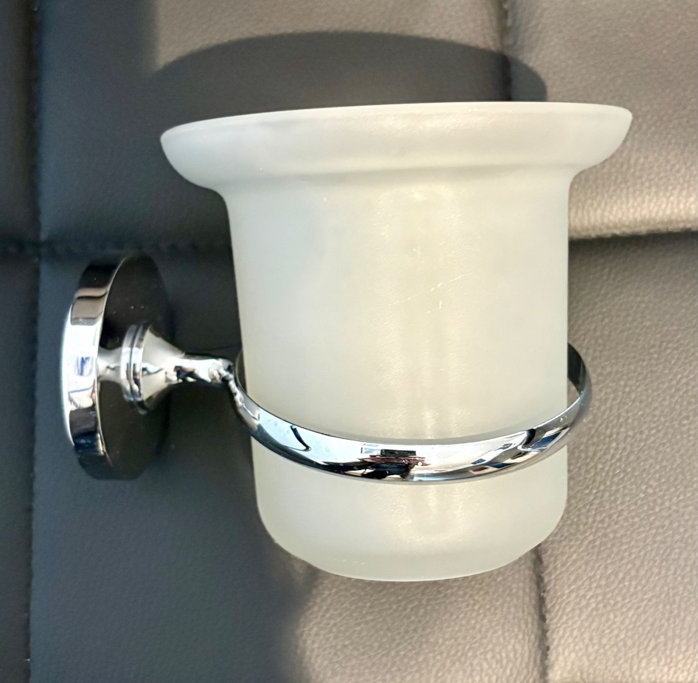Altri accessori per il bagno: WC-Bürstenhalter Glas/Chrom 'Grohe' – Nuovo (secondo la descrizione) da Pratteln venduto da TT-Rudi