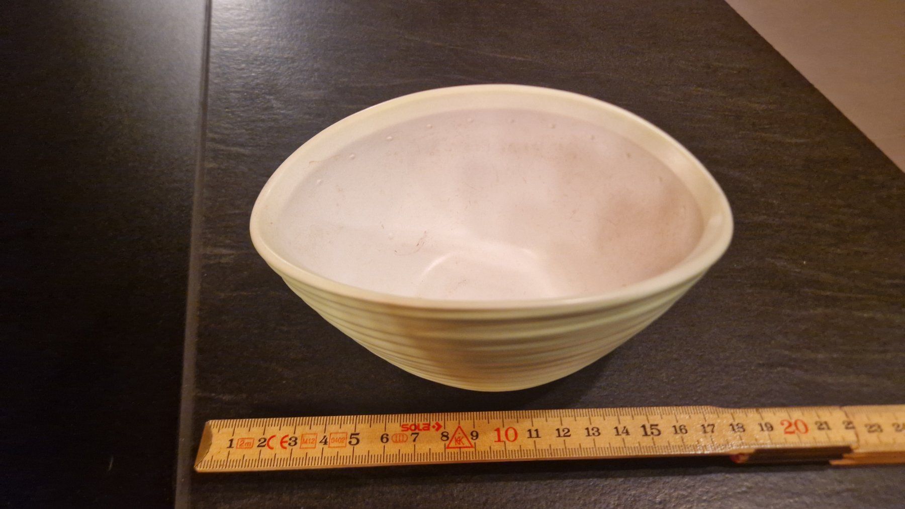 Alle Dekorationen: Kleine vase – Gebraucht aus Linthal von nat_gp2j