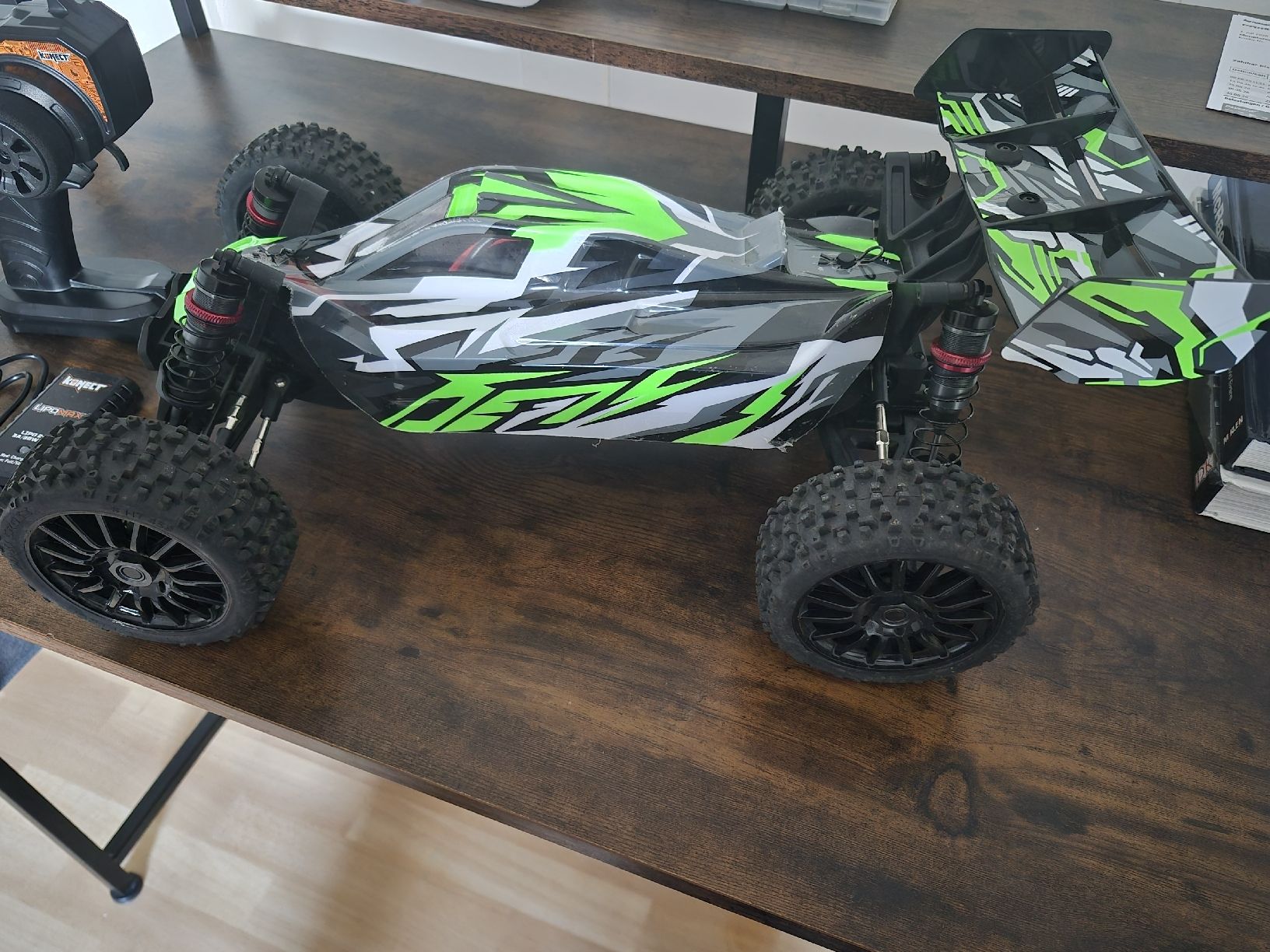 RC Modellbau: Hobbytech Buggy Rogue 2.0 Grün RTR 1:8 – Gebraucht aus Dielsdorf von BARDARRU