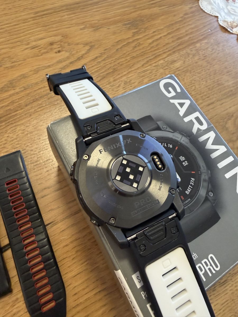 Garmin Smartwatch: Garmin Fenix 7 pro Saphir solar 51mm – Usato da Zufikon venduto da Honda-cbr1000 1